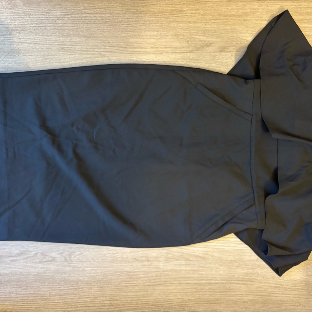 Chelsea28 Black Strapless Cocktail Dress with Pockets